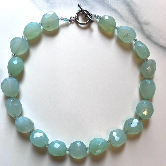 Luminous Natural Chalcedony Statement Necklace - Picture 2 of 6